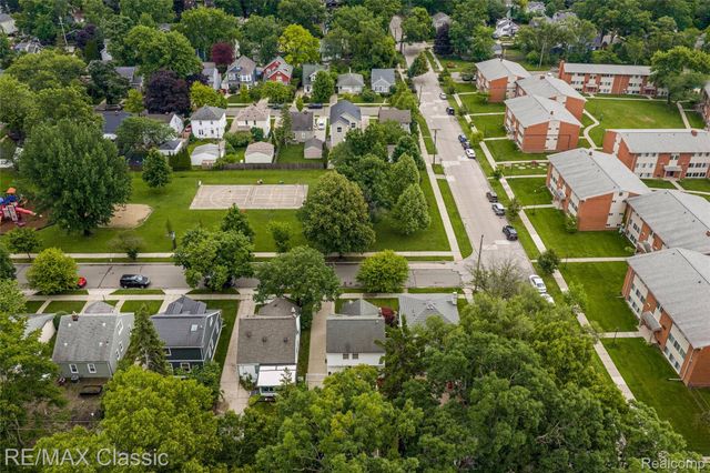 605 Fernwood Road, Royal Oak, MI 48067