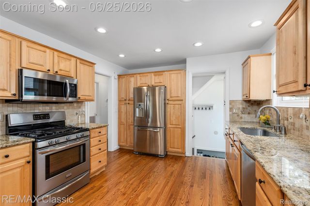 605 Fernwood Road, Royal Oak, MI 48067