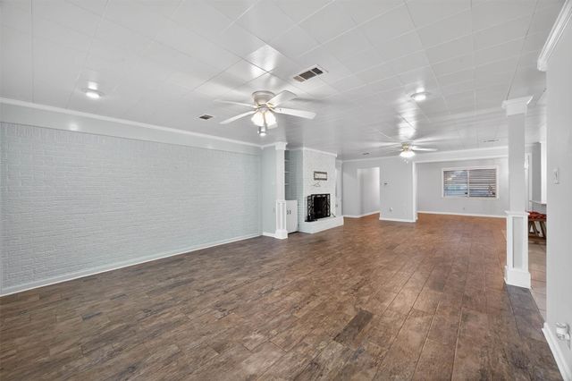 22 Willow Lane, Galveston, TX 77551