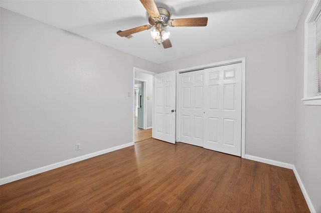 22 Willow Lane, Galveston, TX 77551