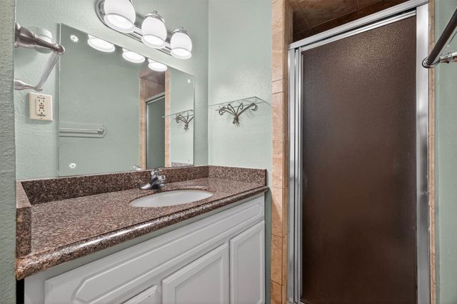 22 Willow Lane, Galveston, TX 77551