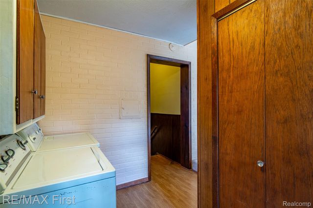 275 Council Avenue, Clawson, MI 48017