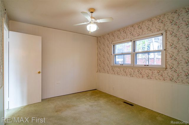 275 Council Avenue, Clawson, MI 48017