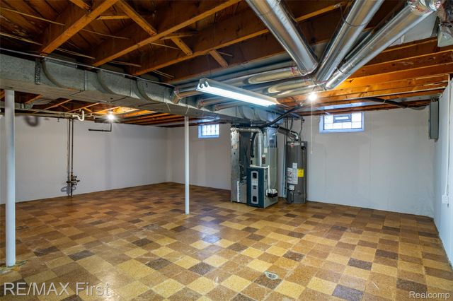 275 Council Avenue, Clawson, MI 48017