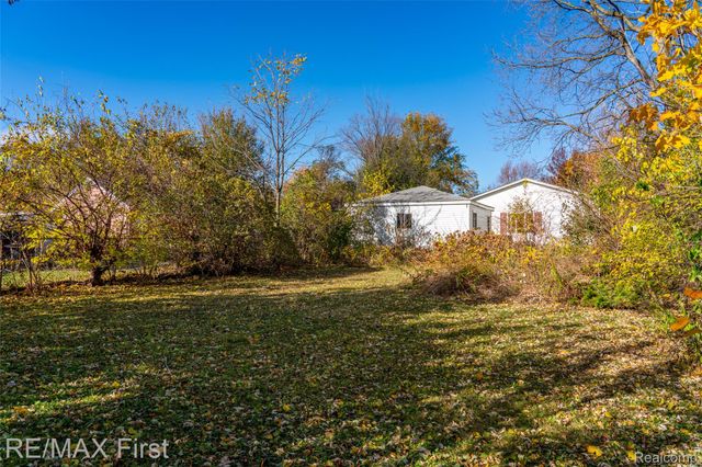 275 Council Avenue, Clawson, MI 48017