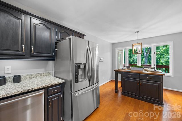 7057 Mariners Court, Tega Cay, SC 29708