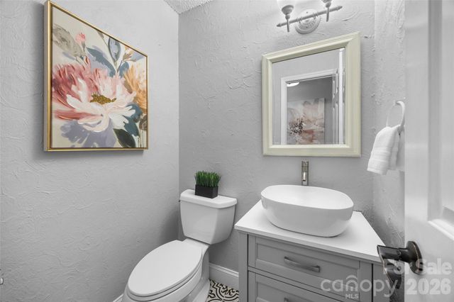 7057 Mariners Court, Tega Cay, SC 29708