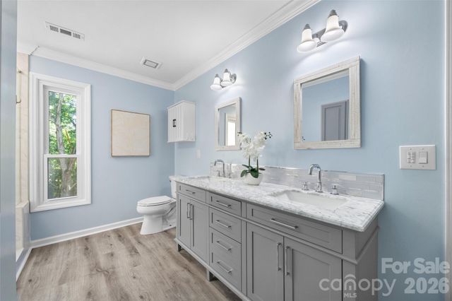 7057 Mariners Court, Tega Cay, SC 29708
