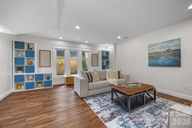 7057 Mariners Court, Tega Cay, SC 29708