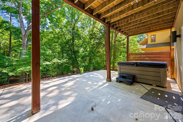 7057 Mariners Court, Tega Cay, SC 29708