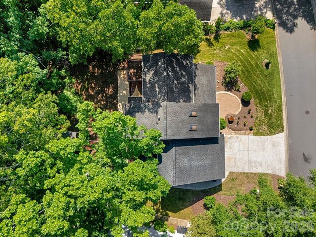 7057 Mariners Court, Tega Cay, SC 29708