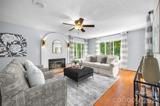 7057 Mariners Court, Tega Cay, SC 29708