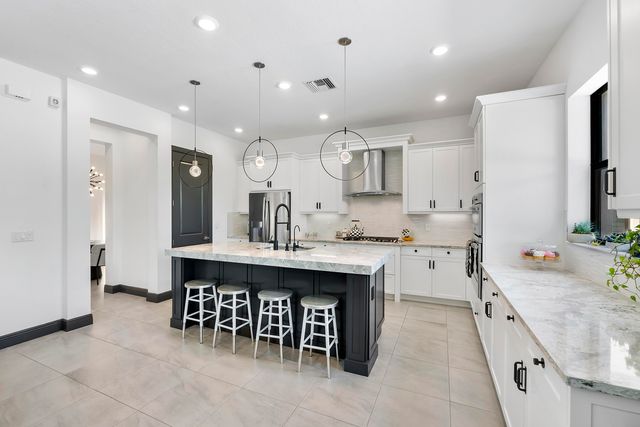 12095 S Baypoint Circle, Parkland, FL 33076