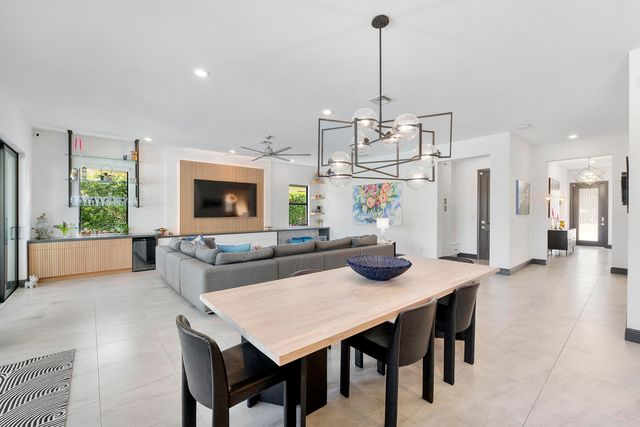 12095 S Baypoint Circle, Parkland, FL 33076