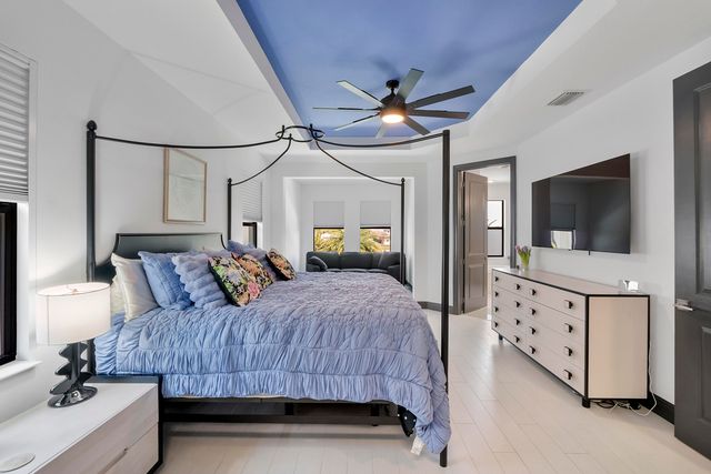 12095 S Baypoint Circle, Parkland, FL 33076