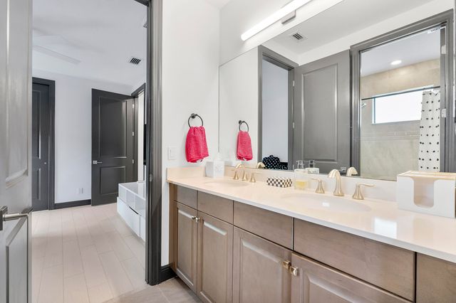 12095 S Baypoint Circle, Parkland, FL 33076