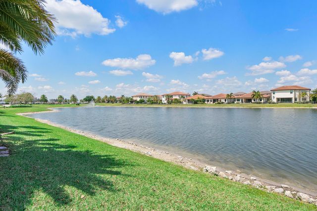 12095 S Baypoint Circle, Parkland, FL 33076