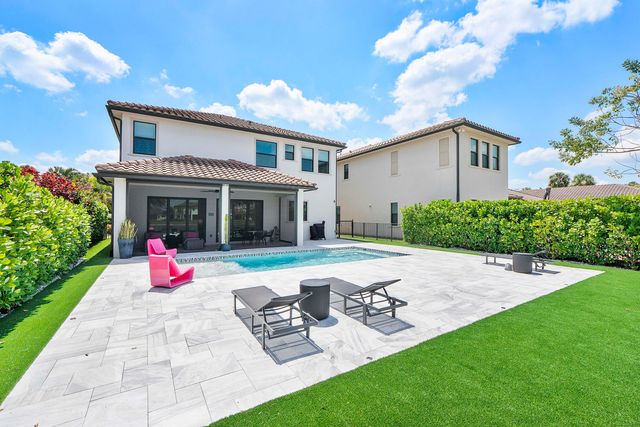 12095 S Baypoint Circle, Parkland, FL 33076