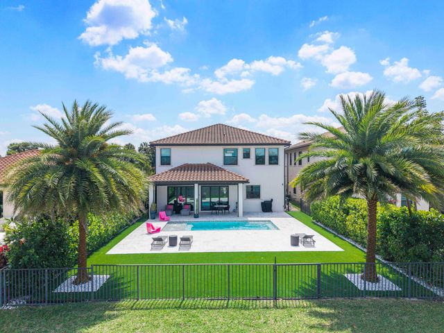 12095 S Baypoint Circle, Parkland, FL 33076