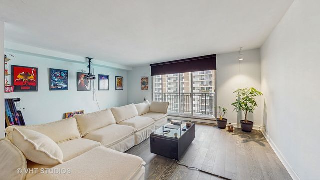 6007 N Sheridan Road 39F, Chicago, IL 60660