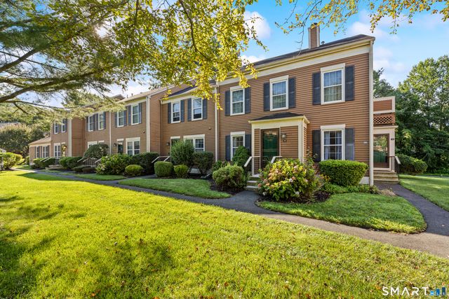 12 Foxbridge Village Road 12, Branford, CT 06405