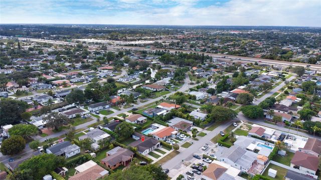 7420 SW 31st St, Miami, FL 33155