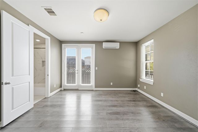 1262 W 23rd Street, Houston, TX 77008