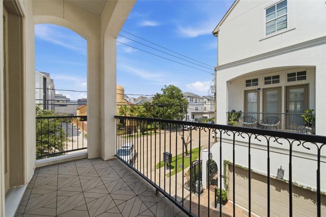 1262 W 23rd Street, Houston, TX 77008
