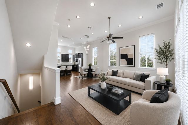 1262 W 23rd Street, Houston, TX 77008