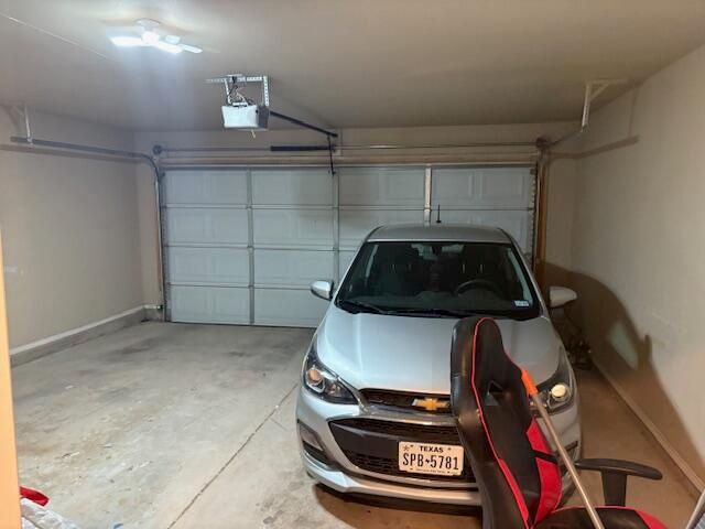 1011 Preston Trail, Wolfforth, TX 79382