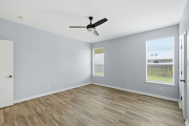 1102 Briscoe CV, Hutto, TX 78634