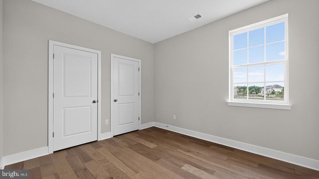 5 MEETINGHOUSE RD, Hamilton, NJ 08620