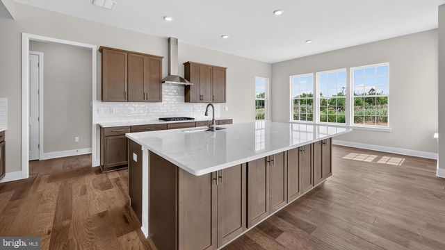 5 MEETINGHOUSE RD, Hamilton, NJ 08620