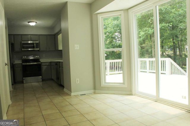 3858 TRENTON Drive, Snellville, GA 30039