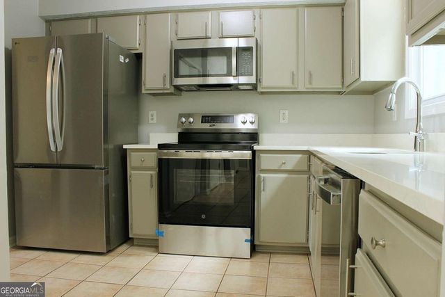 3858 TRENTON Drive, Snellville, GA 30039