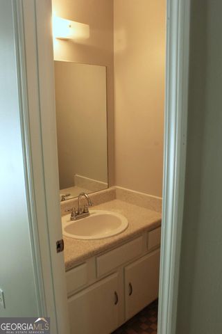 3858 TRENTON Drive, Snellville, GA 30039