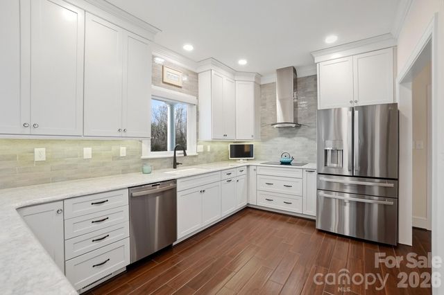 18212 Tayport Drive, Charlotte, NC 28278