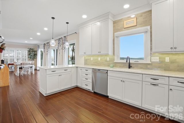 18212 Tayport Drive, Charlotte, NC 28278