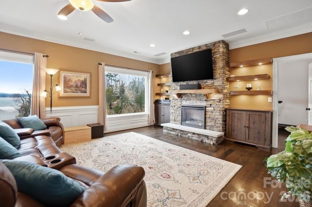 18212 Tayport Drive, Charlotte, NC 28278