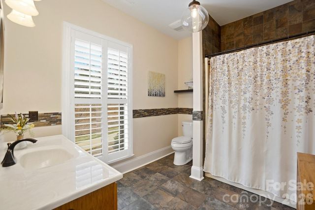 18212 Tayport Drive, Charlotte, NC 28278