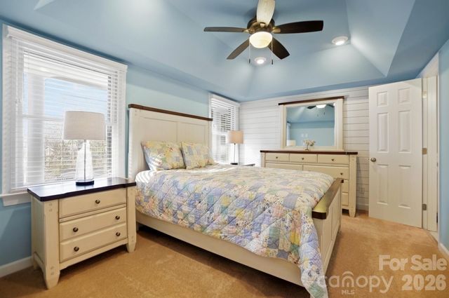 18212 Tayport Drive, Charlotte, NC 28278