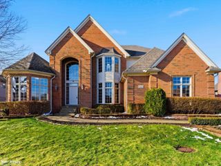 55279 Whispering Hills Drive, Shelby Twp, MI 48316