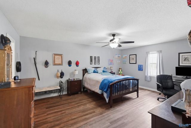 815 Nelson Road, Albertville, AL 35950