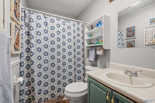 815 Nelson Road, Albertville, AL 35950