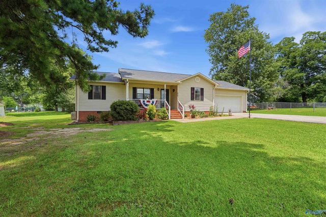 815 Nelson Road, Albertville, AL 35950