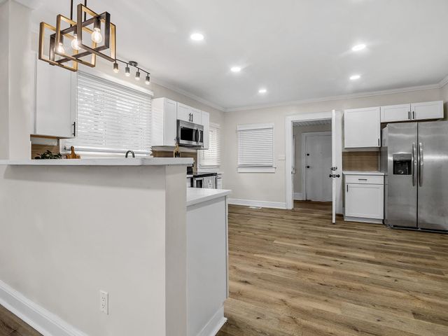303 Highland Ave, Spartanburg, SC 29306