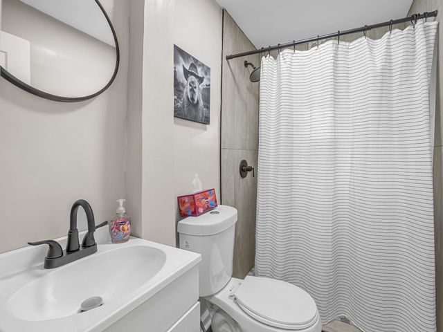 303 Highland Ave, Spartanburg, SC 29306