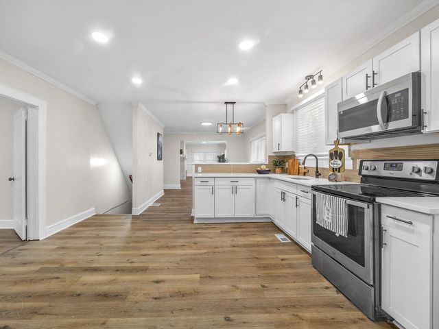 303 Highland Ave, Spartanburg, SC 29306