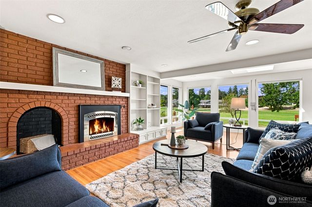 8205 Amber Drive SW, Lakewood, WA 98498