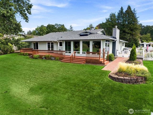 8205 Amber Drive SW, Lakewood, WA 98498